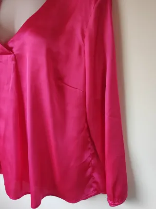 Blusa rosa satinada talla XL