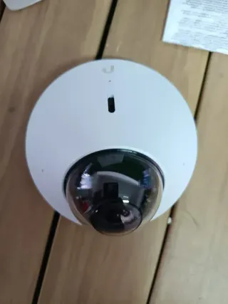 Cámara IP Ubiquiti UVC-G4-DOME UNIFI Protect