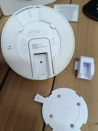 Cámara IP Ubiquiti UVC-G4-DOME UNIFI Protect