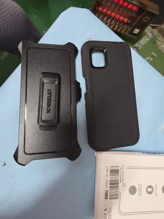 Funda Otterbox para iPhone 13 Pro