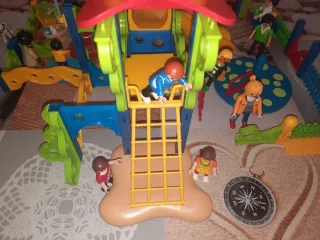 Playmobil Parque Infantil con Figuras