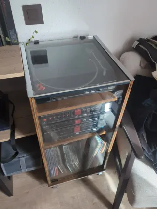 Equipo Sony TA-V11 y Tocadiscos PS-LX330P