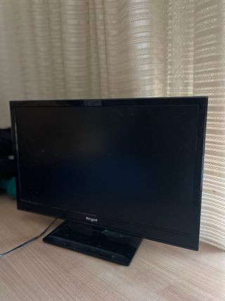 PS4 con monitor, mandos y 9 juegos