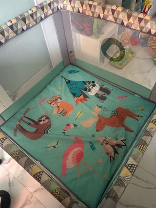 Parque infantil Lionelo