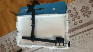 Soporte VESA de escritorio para monitor