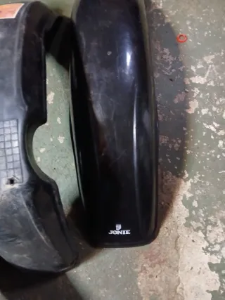 Guardabarros JONTE negro son nuevos menos uno