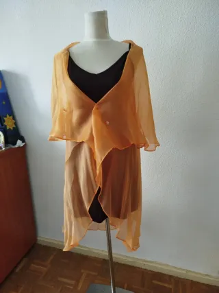 Capa o fular tipo chaqueta naranja