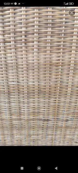 Cabecero de metal y mimbre