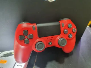 Console PS4 Pro Nera + Controller DualShock 4 Rosso