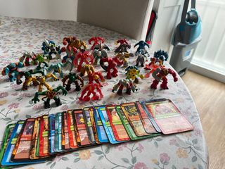 Gormiti - Bonecos e Cartas