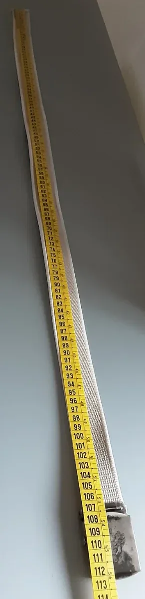 Cinturón Benetton tela fuerte, hebilla chapa metal