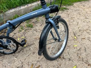 Bicicleta plegable Btwin gris