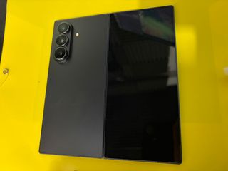 Samsung Galaxy Fold 7 512GB + JBL 7 altavoz