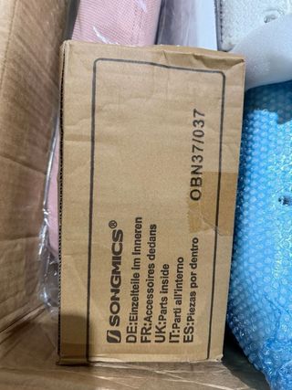 SONGMICS Silla de malla con Apoyabrazos plegables