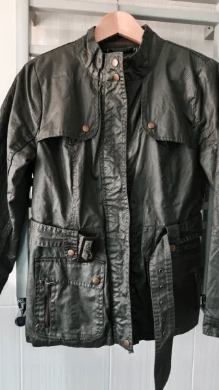 Parka verde militar mujer talla 40