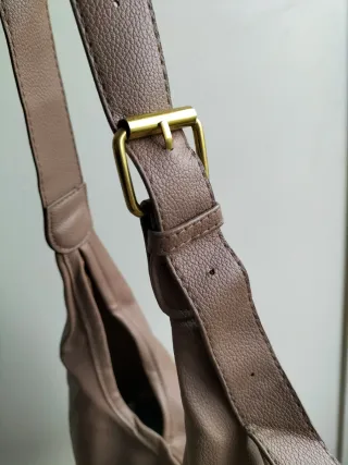 Borsa a sacca marrone con borsello