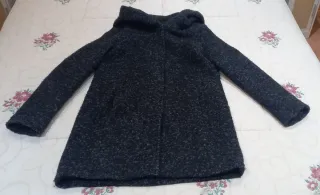 Abrigo Only negro con capucha