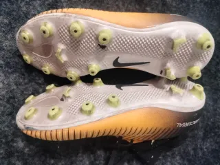 Scarpe calcio Nike Mercurial bimbo tg.32