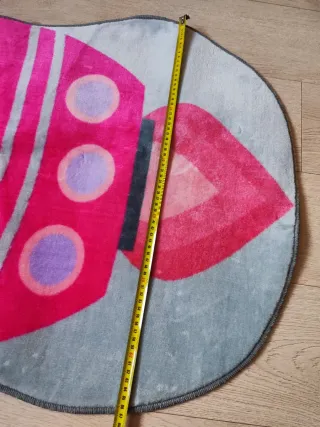 Alfombra infantil cohete rosa y gris