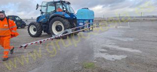 MAQUINA AGRICOLA SUSPENDIDA CON BARRA 12 METROS