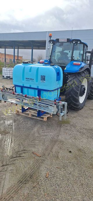 MAQUINA AGRICOLA SUSPENDIDA CON BARRA 12 METROS