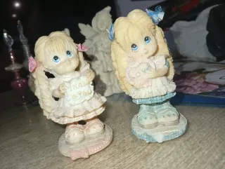 Colección de muñecas de porcelana