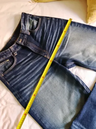 Pantalón vaquero ancho Baggi H&M