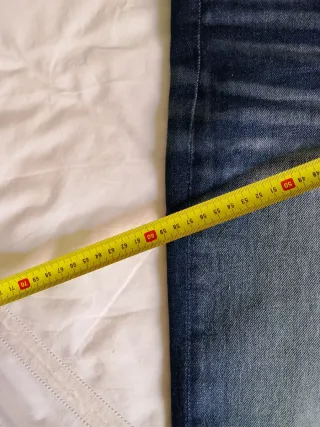 Pantalón vaquero ancho Baggi H&M