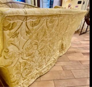 Divano 3 posti elegante giallo oro