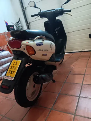 Yamaha Neos Scooter Automático Blanco