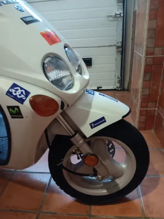 Yamaha Neos Scooter Automático Blanco