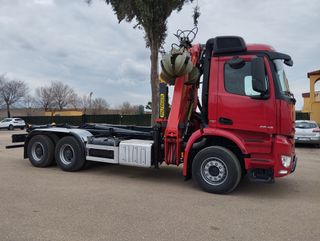 Mercedes AROCS 26 45-CAMIONES GANCHO+GRUA