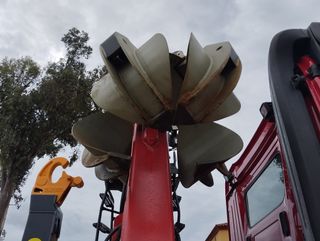 Mercedes AROCS 26 45-CAMIONES GANCHO+GRUA