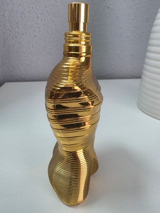 ENVASE - FIGURA J.P.G. LE MALE - ABSOLU