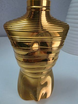 ENVASE - FIGURA J.P.G. LE MALE - ABSOLU