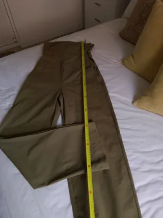 Mono Zara verde caqui nuevo