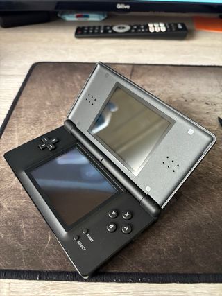 Nintendo DS Lite Nera + 5 Giochi