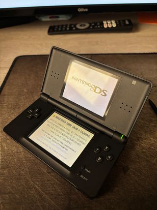 Nintendo DS Lite Nera + 5 Giochi