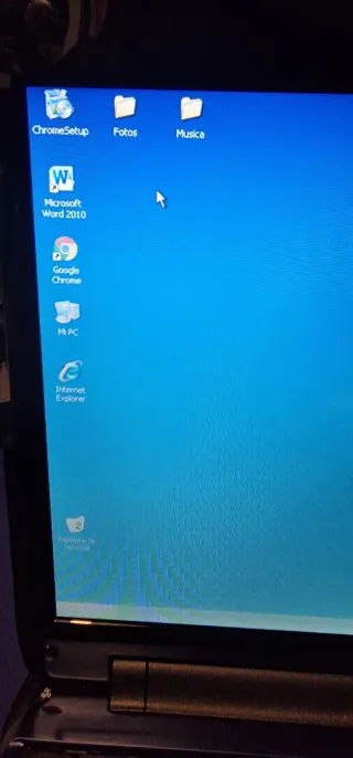 Portatile Acer con custodia e caricabatterie