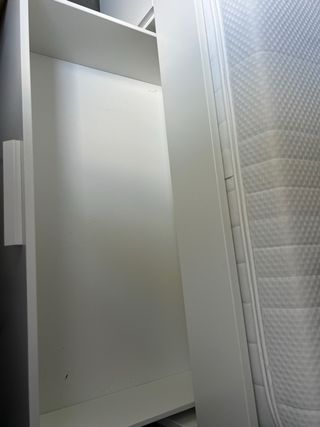 Cama + colchón y amplios cajones