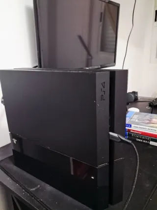 PS4 500GB + Controller Nero
