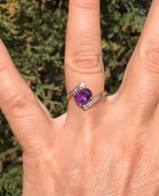 Anillo Oro 9k Amatista y Diamantes