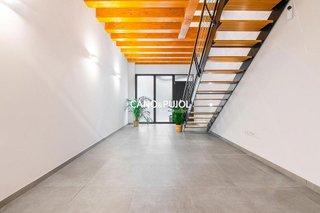 Casa adosada en venta en Centre en Rubí