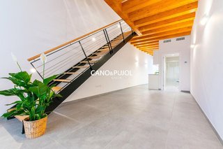 Casa adosada en venta en Centre en Rubí