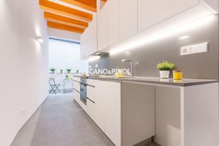 Casa adosada en venta en Centre en Rubí