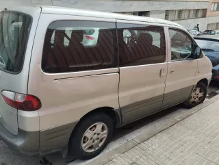 Hyundai h1 2003
