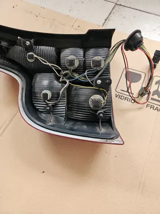 Piloto trasero derecho Volvo XC90 2010