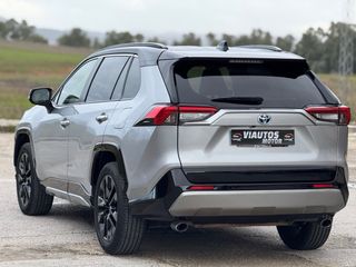 Toyota RAV4 2021
