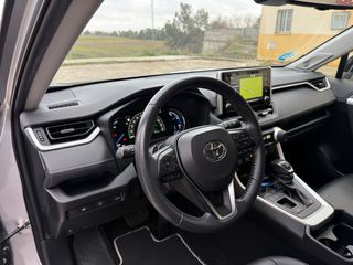 Toyota RAV4 2021