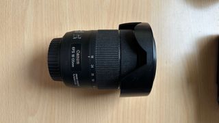 Canon EOS 80D + 2 Objetivos + baterías + mochila